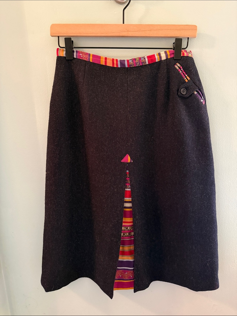 Vintage Etro Dark Blue Wool A-Line Skirt with Multicolor Stripe Inset - Size 44